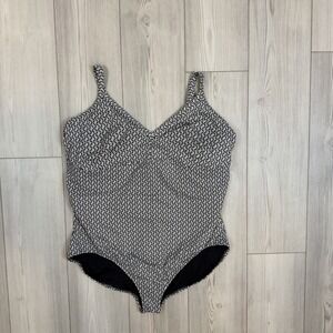 Lands' End 26W C Black‎ & White Printed One Piece Bathing Suit Underwire